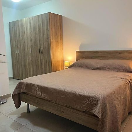 Modern Apartment In Marsaskala Exterior photo